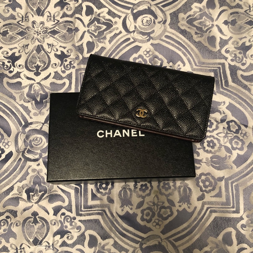 TODAY ONLY  Black L-yen Quilted Chanel Wallet